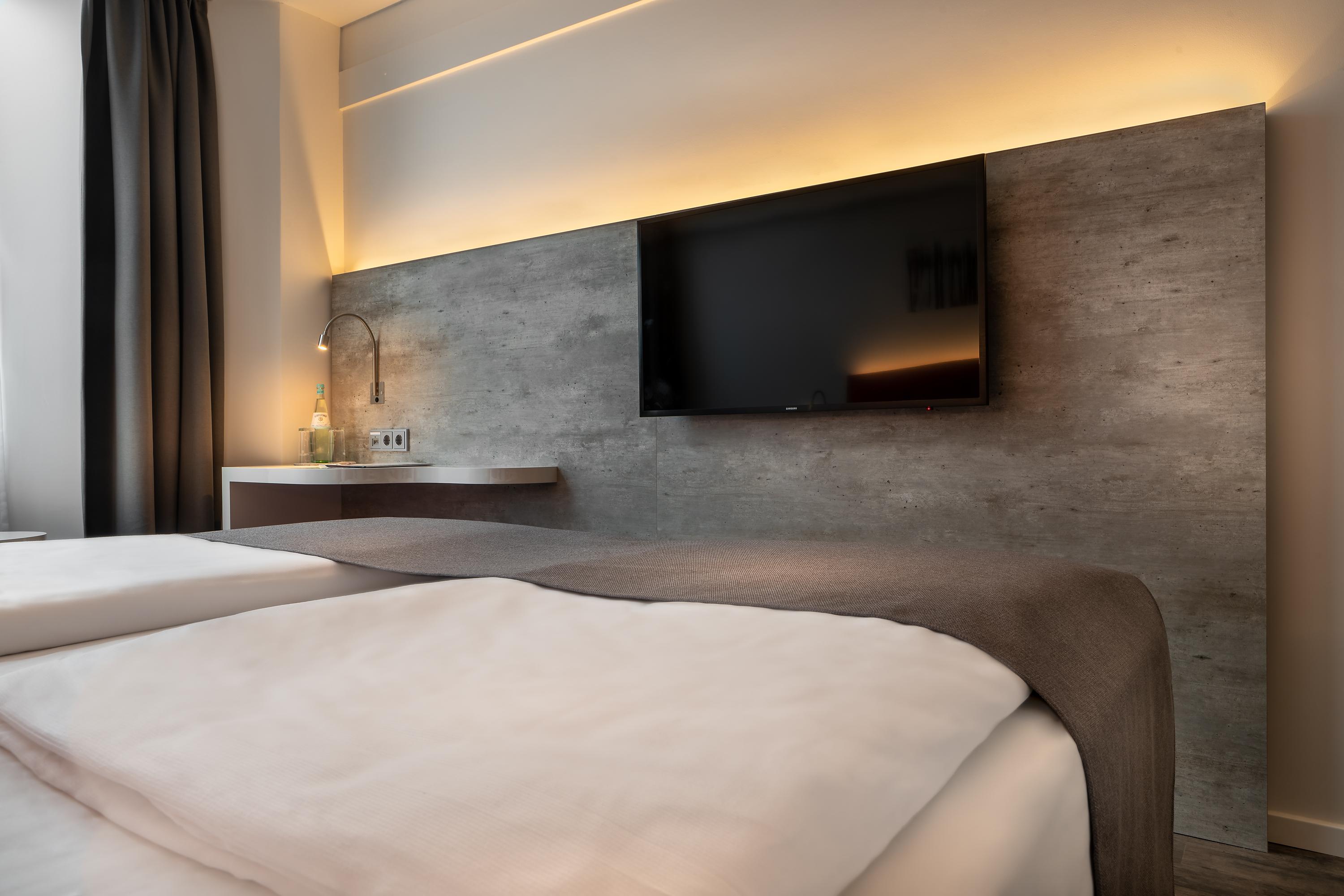 Select Hotel Wiesbaden City Bagian luar foto