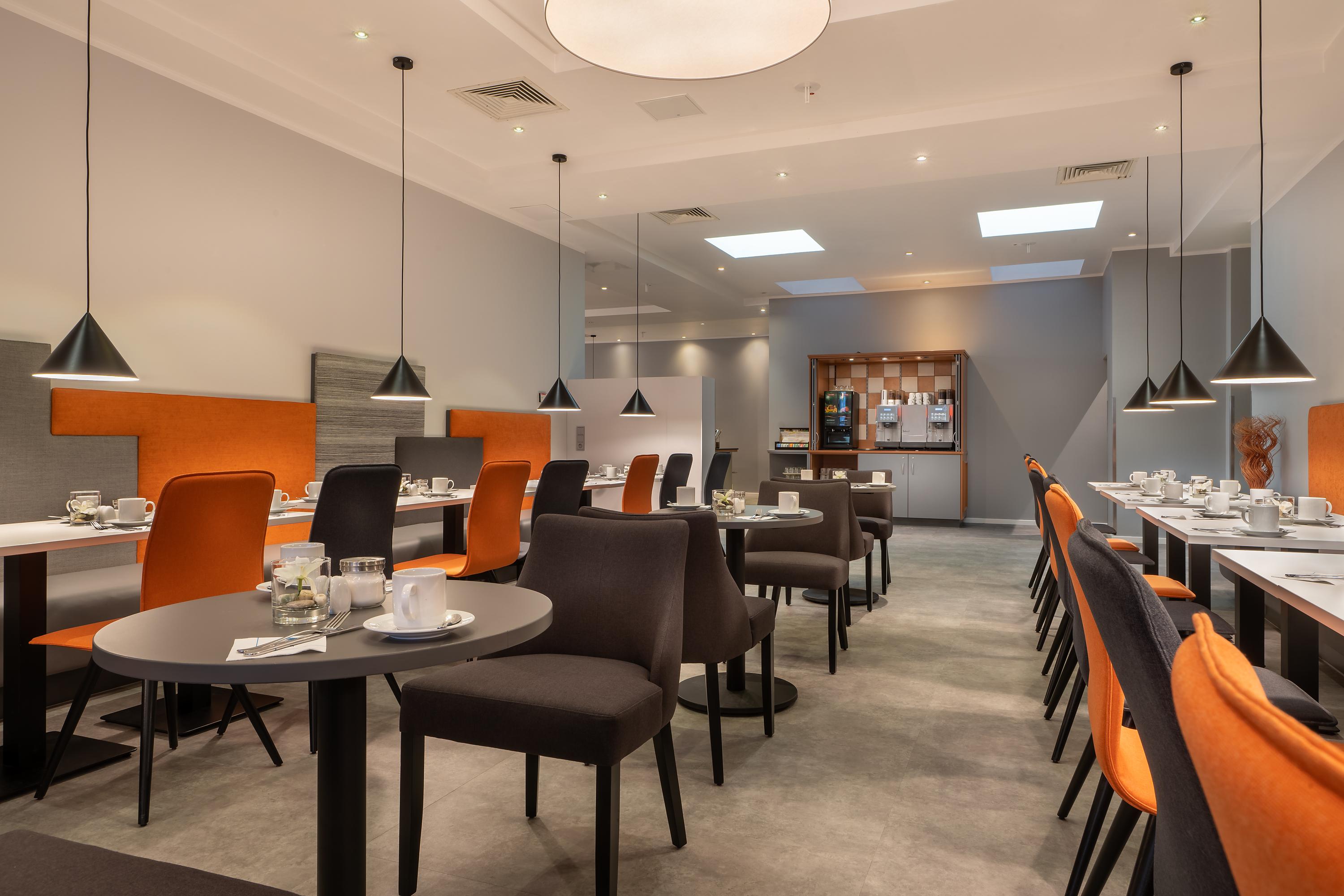 Select Hotel Wiesbaden City Bagian luar foto
