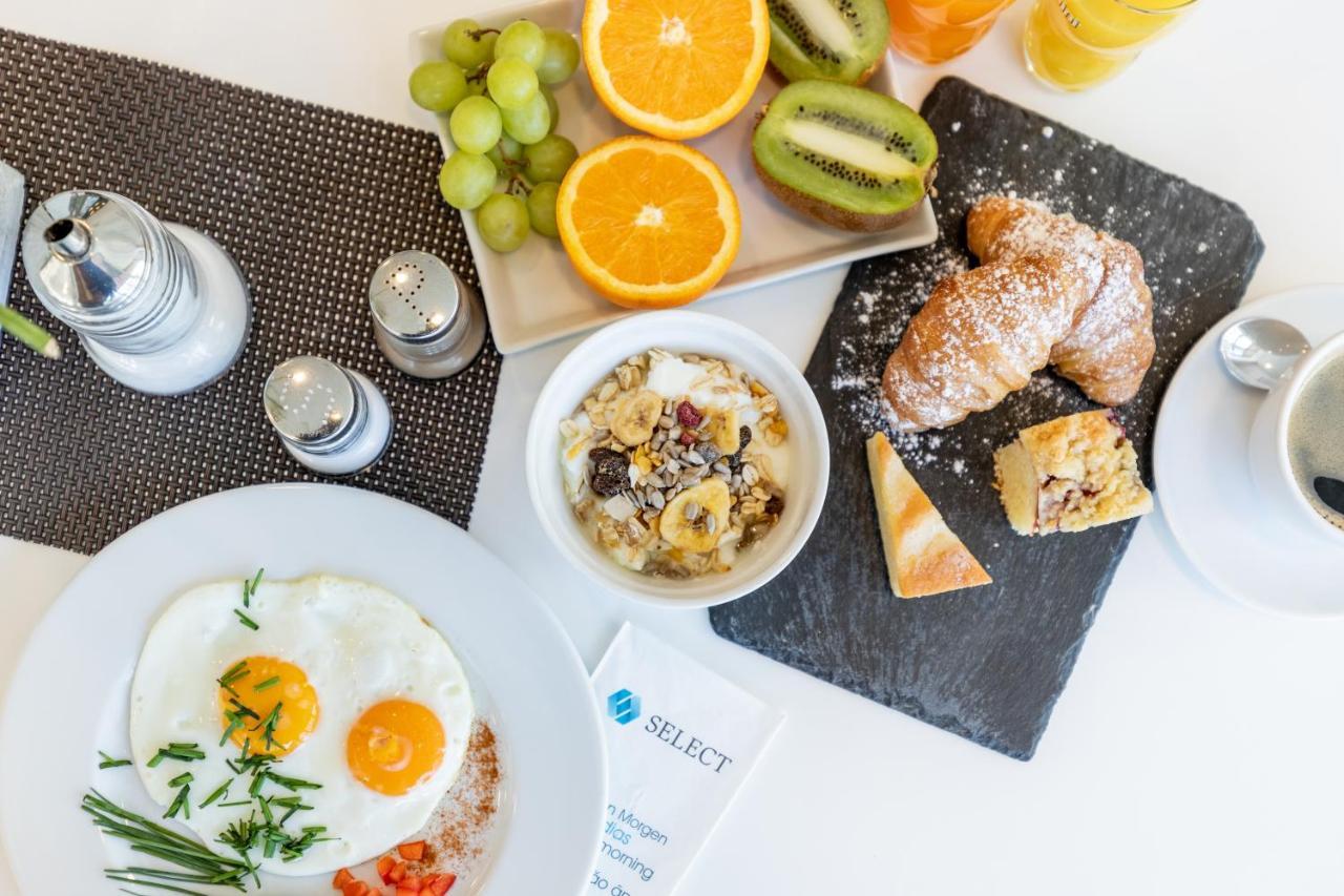 Select Hotel Wiesbaden City Bagian luar foto