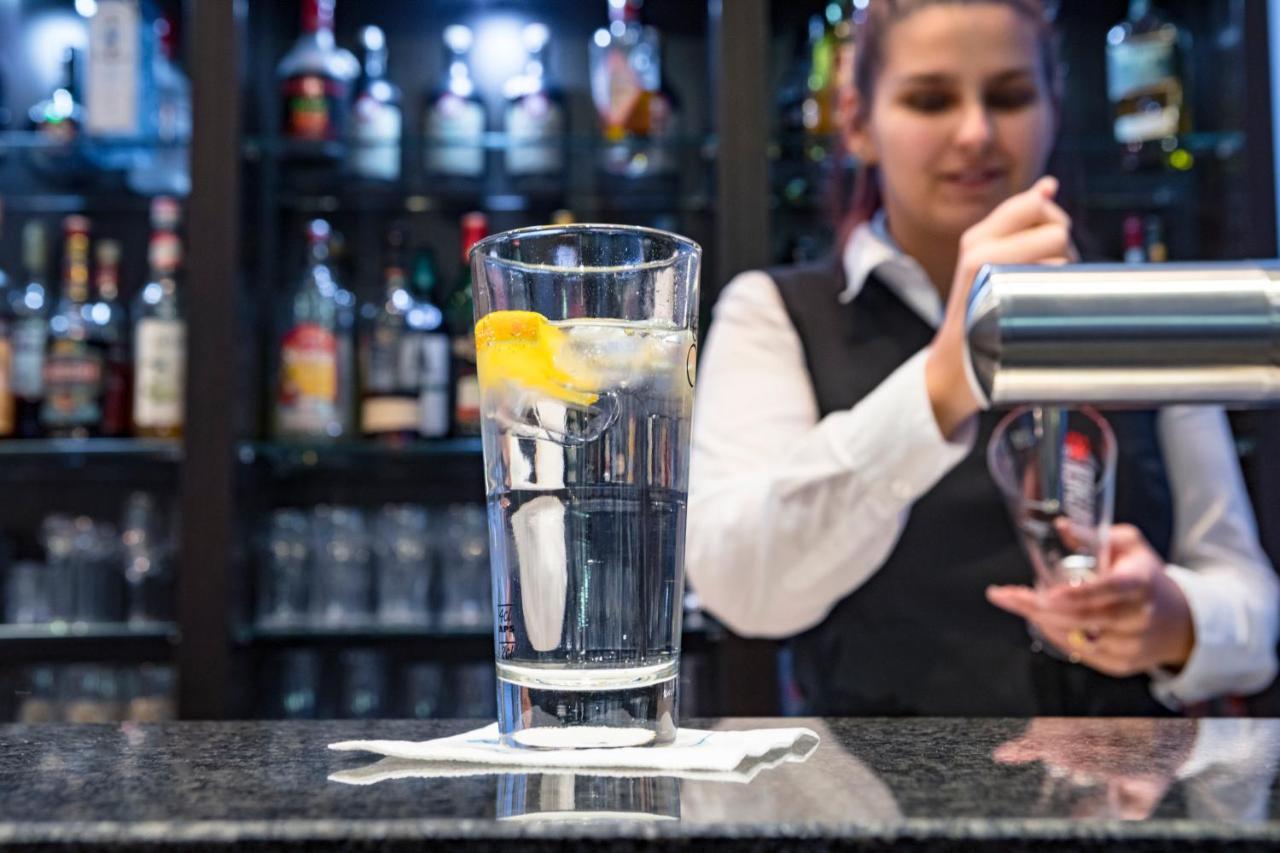 Select Hotel Wiesbaden City Bagian luar foto