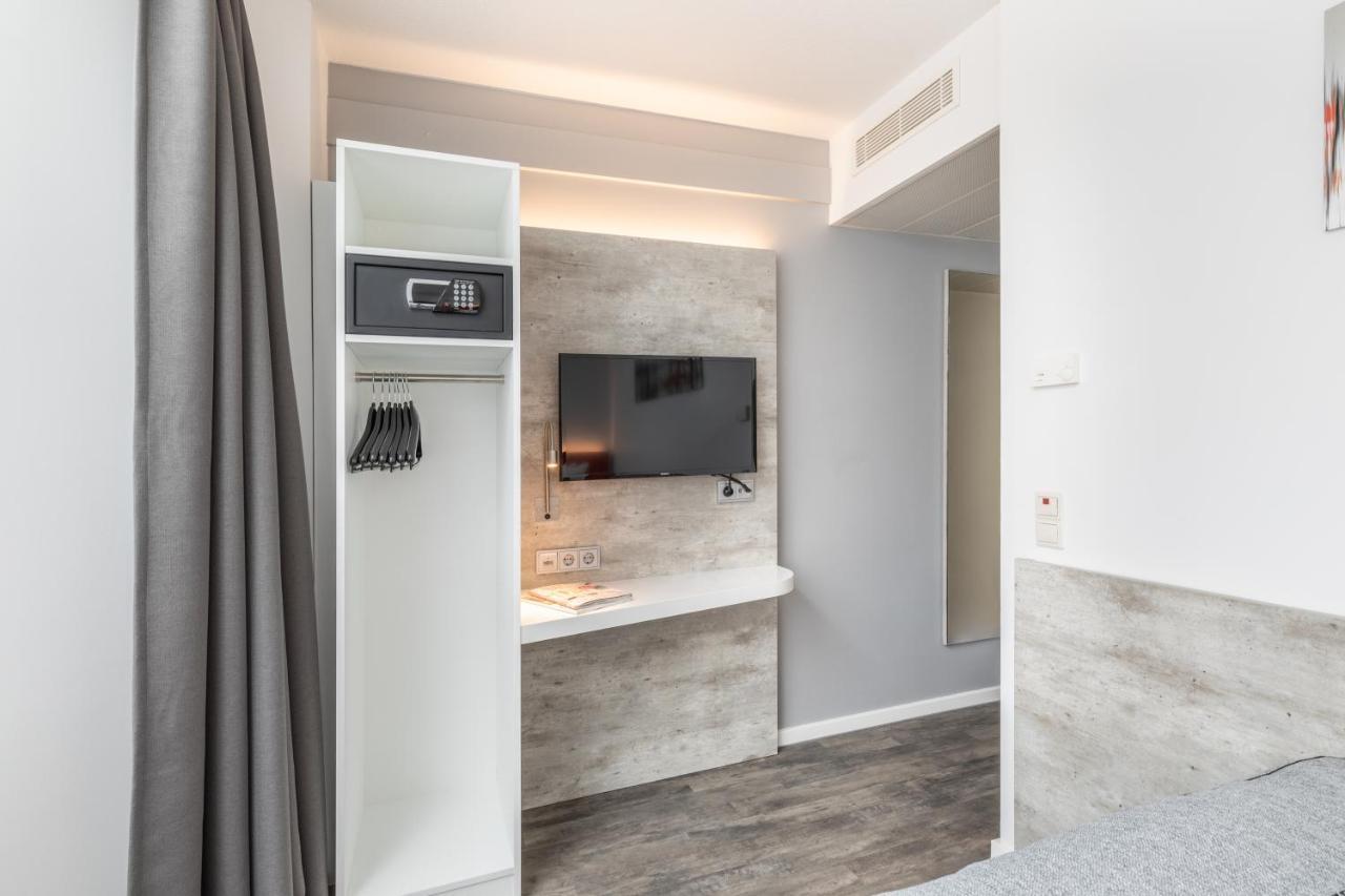 Select Hotel Wiesbaden City Bagian luar foto
